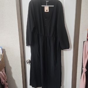 BloomChic Black Long Sleeve Dress